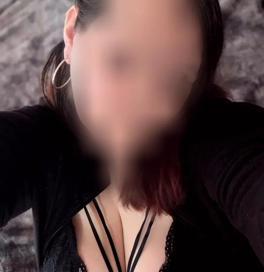 Lena, 39
